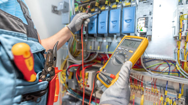 Best Licensed Electrician  in Jarrell, TX